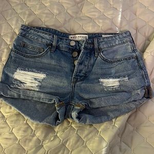 Bullhead Girlfriend shorts